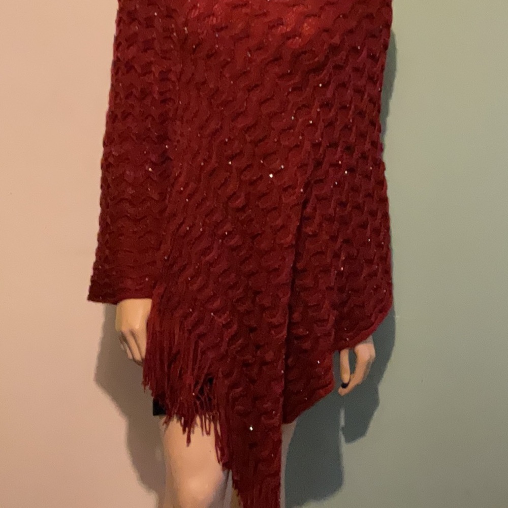 Ladies Knitted Poncho